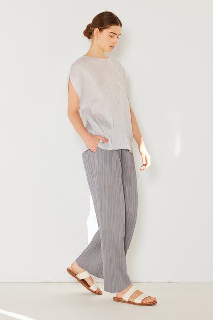 Pleated Elastic-Waist Straight Pants